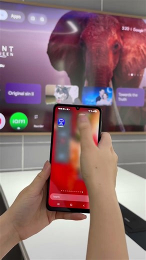 Mirror your Samsung phone to a Chromecast TV