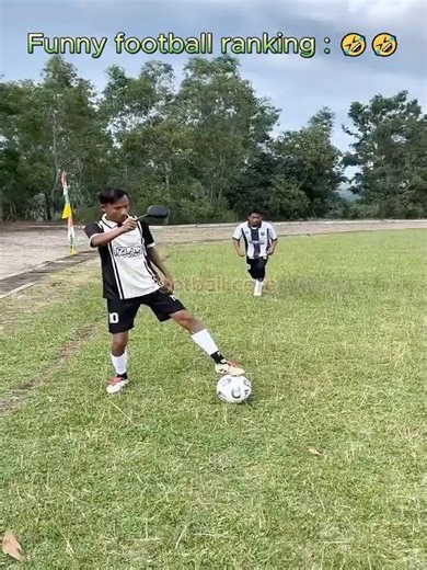 funny football skills😆 #football #funny #skills #memes