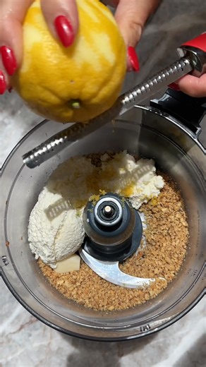 380K views · 6.9K reactions | White. Pesto. Giadzy https://giadzy.com/blogs/recipes/white-pesto | Giada De Laurentiis | Facebook