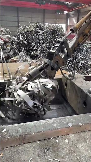 The process of briquetting cold rolled steel sheets scrap pieces