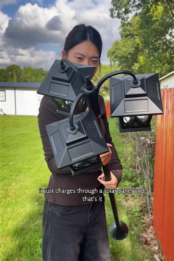 It’s strongly recommended that you stay for 10s❗️This Hoodink solar post light will change your life 🥹#outdoorlights #solarlamps #fyp #solarpostlights #hoodink