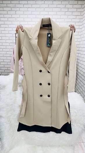 Classic Long Winter Coat Bust: 34-44 Sleeve: 21/22" Length: 42" Fabric: China Spring Gebading Stay comfy, stay pretty Please note That Colors may appear slightly different due to variations in your device's screen resolution. #fashion #twopieceset #outfitideas #OutfitOfTheDay #halalfashionmerchandise | Halal Fashion Merchandise
