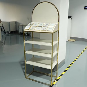 [Hot Item] Customizable Cosmetic Display Stand for Retail or Personal Use