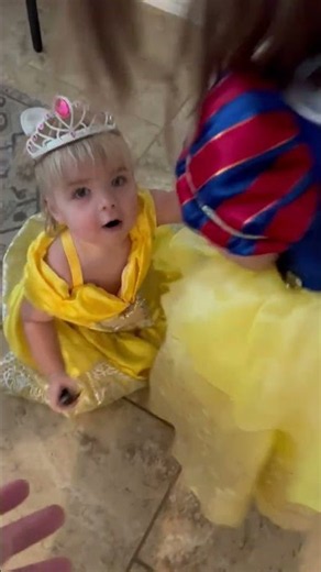 Snow White Helping Belle