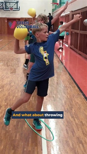 Why You Should Practice Spiking on One Leg