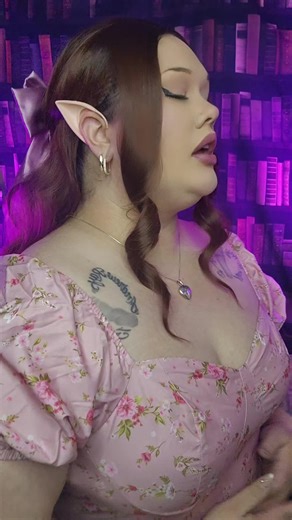 January 29 2026 🌹🌹🌹🌹🌹🌹 Hello my Potion Class, today is January 29 2026, and January is what's coming to a end, here is my revamped Elain Archeron cosplay. Elain is one of my favorite characters from ACOTAR. I do have one more cosplay befor the end of January. so tomorrow keep a look out for my next cosplay ⚔️⚔️⚔️⚔️⚔️⚔️ Cosplay: Elain Archeron Movies: ACOTAR Cosplayer: Potion_Master_Kitty_Kat Took the photo: Me 🌌🌌🌌🌌🌌🌌 ACOTAR Characters I have cosplay 🪷 Elain Archeron- 2025 ( will be 