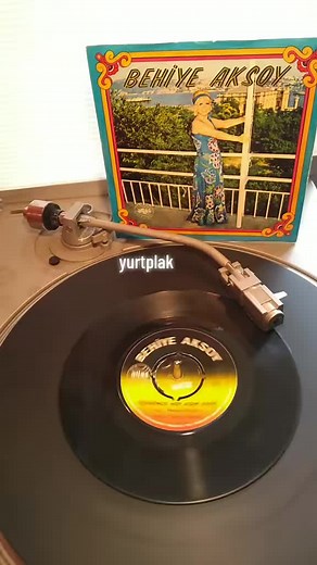 Behiye Aksoy'un Nostaljik Şarkıları