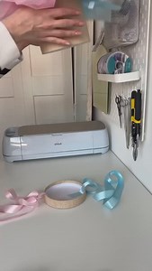 Let’s make a Gender Reveal Balloon🩵🩷🪄💥 Follow for more Gender Reveal content and other Balloon decor inspo 💞 DM to order yours 📩 We ship across UK📦🚚 Next Day Delivery available ✅ luxury gender reveal balloon UK, best gender reveal balloon Etsy, no-mess gender reveal idea, trendy gender reveal balloon gift, personalised gender reveal balloon UK, smoke effect baby gender reveal, neutral aesthetic gender reveal, premium gender reveal balloon UK, stylish gender announcement balloon, modern g