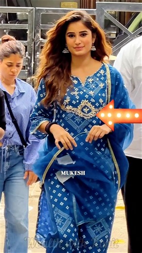 Raveena Tandon's Daughter Rasha in Reasonable AACHHO Chanderi Kurta Set — Price Inside #rashathadani