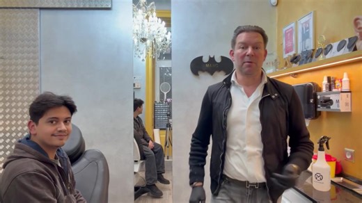 He didn’t expect it to be this early 😃| 💉 Marc’s Piercing TV| Komplettes Video auf unserem YouTube Kanal 👀 #piercing #fyp #reel #piercingstudiowien #piercingtok