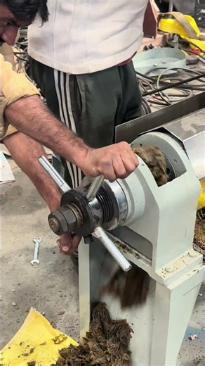 Sarso oil mil machine . Cold press oil mil machine 📲 +91 89823 25000