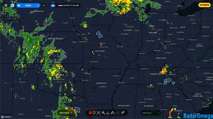 3pm CDT: Convective storms have developed over portions of the Middle Mississippi Valley this afternoon in response to strong heating and the presence of ample moisture. These storms may briefly exhibit severe threats, so stay weather aware across this region! #MOwx | RadarOmega