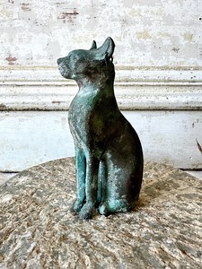 Antique Bronze Bastet Cat Figurine | Verdigris Patina, Egyptian Goddess - Etsy