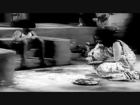 Jyoti kalash chhalke_Bhabhi ki chudiyan1961_MeenaKumari_Lata_ SudhirPhadke_Narendra Sharma_a trtbute