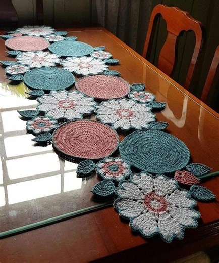 Boho Floral Crochet Table Runner Pattern PDF – Motif Lace Design - Etsy