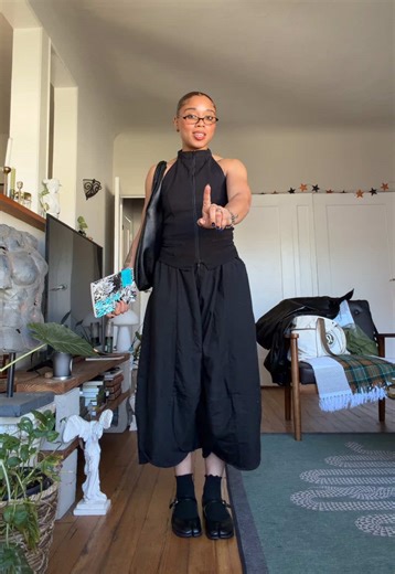 Love an exposed back #ootd | Outfit Of The Day