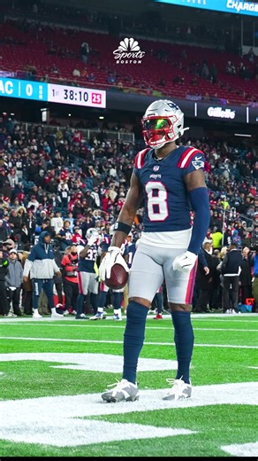 Diggs hyping up fans pregame 😤 | stefon diggs