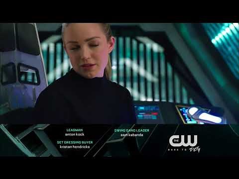 The CW Split Screen Credits (August 28, 2017)