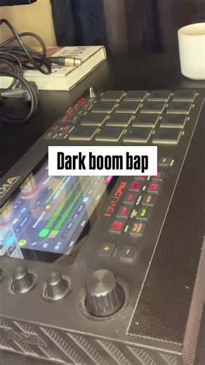 12 Bit Dark Beat MPC Live II Production #beats #hiphop #sampling