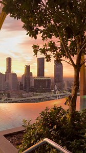 11/10 sunrise this morning in Brisbane 🔥 By: lisa_bellavie | Brisbane