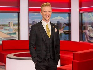 Drumming weatherman returns to his kit for lockdown project