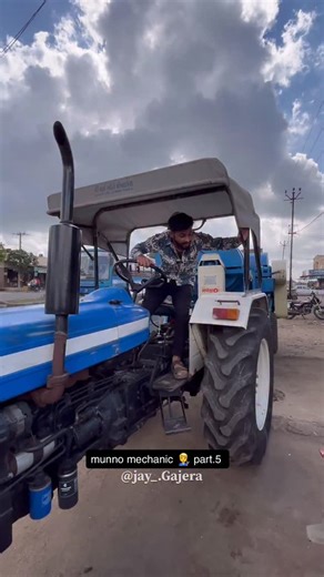 Jay Gajera | munno mechanic 🧑‍🔧 part.5 #jaygajera . . #comedy #funny #mechanic #trending #viral #funnyvideos | Instagram