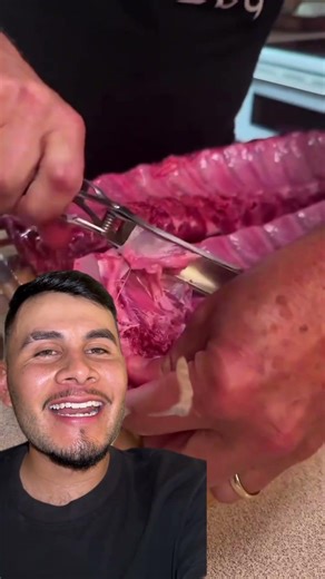 The skin must be removed from the ribs before grilling them 😱