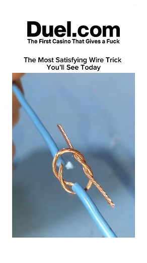 The reel shows a simple copper wire being twisted into a perfectly secure lock around a blue cable — and for some reason, it’s weirdly satisfying to watch 👀 This clever technique keeps the wire fixed without tape, glue, or tools, making it a favorite among DIY lovers and mini-hack fans. Viewers are already commenting that it feels like “ASMR for electricians,” and honestly… they’re not wrong. | Anime world