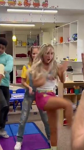 BACK TO KINDERGARTEN! @Jordan Matter 🤣 *cmt if you watched the video* #shorts