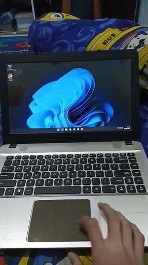 Windows 11 On Asus X441S 2GB Ram🗿
