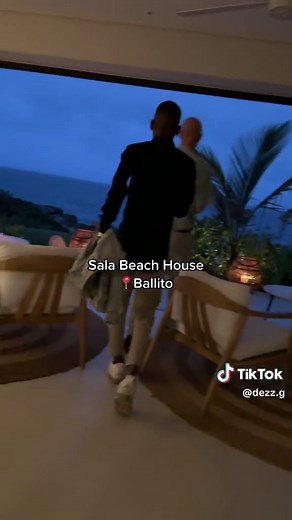 Sala Beach House is such a surreal experience😍🌊 They have rooms, suites and villas available. Prices below: 3 course meal - R495pp (excl drinks) Spa Menu and prices are on their site. Rooms/Suites (2 adults) from R2566-R5867 pps and the Villa is just above R22 000 p/n. They offer various seasonal specials on their page. #fyp #salabeachhouse #datenightideas #beachfrontrestaurant #durbanrestaurants #resturantreviewsdurban