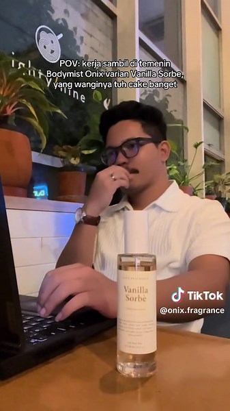 Onix Fragrance (@onix.fragrance) - Lagi cari Bodymist yang wangi nya Vanilla Cake? Niko saranin cobain ini deh✌🏻 #onixfragrance #onixid #parfumtiktok #parfumereccomended #bodymist #fyp