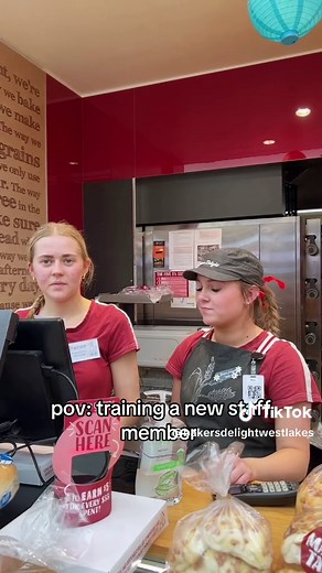 Bakery Staff Training: The Ultimate Guide for Bakers