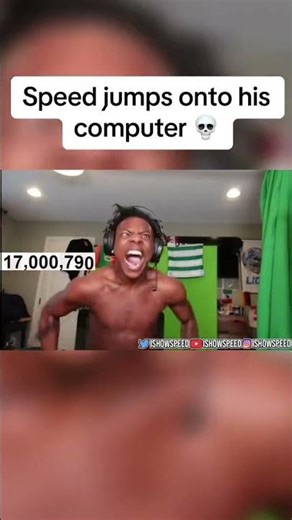 Bro jump onto his computer😂💀😭 #shorts #memes #speed