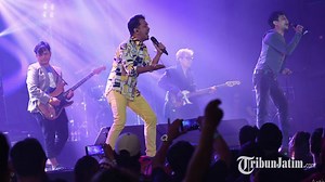Exclusive Concert Pita 90's Music Festival 2019, Java Jive Nyayikan 12 Lagu Ajak Penonton Nostalgia - Tribunjatim.com