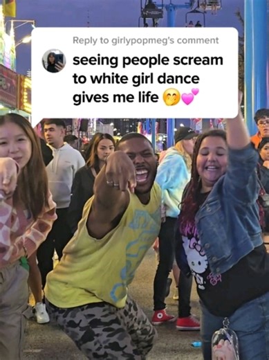 The way they were SCREAMINGGG 😂❤️ #unsighted #yourloveismydrug #kesha #girlypop #whitegirldance They were both SO sweet and so filled with positive energy that they made my night feel so special. I have more to show!! But shoutout to Sizzle in the jean jacket who was only 11 and had better dance moves than all of us combined 🤭💕 Nice to meet u @sizzlesiriano And whoever u were on the other side of me... ur ADORABLE 🥰🤭