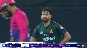 607K views · 118K reactions | Pinned the stumps down!  Sahibzada Farhan had one stick to aim at & fired a rocket throw that caught the batter well short  #PAKvUAE #DPWorldAsiaCup2025 #ACC | Asian Cricket Council | Facebook