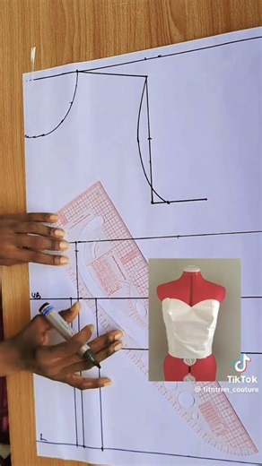 How to make a perfect bustier for your dress or blouse. #bustier #bustiertop