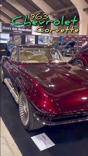1963 Chevrolet Corvette: Maroon Split-Window Show Star! 🔥🚗 #musclecar #classiccar #usa #chevrolet