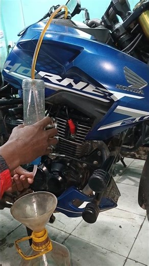 Motorcycle Fuel Tank Empty Fast & Safe✅ #bikerepair #motorcycle #mechanic #fuelTank #bikefix