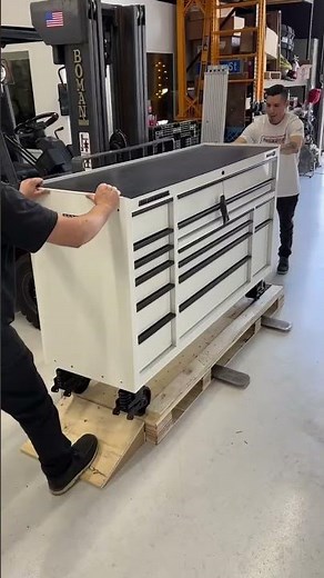 Have you seen the NEW U.S. General Series 3 72” Roll Cab and Work Center Hutch...in WHITE? #shorts