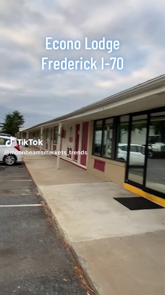 Econo Lodge Frederick 6021 Francis Scott Key Drive, Frederick, MD 21704. Check-in/Check-out: Check-in starts at 3 PM; Check-out is by 11 AM. Pet Policy: Pet-friendly; typically allows 2 pets per room for a fee ($10 per night, per pet). Amenities: Free parking (including RV/bus/truck), free Wi-Fi, daily housekeeping, 24-hour front desk, and a seasonal outdoor pool. Room Amenities: Air conditioning, flat-screen TVs with cable, safe, and coffee makers. Budget Friendly option if you are passing thro