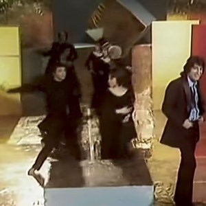 272K views · 10K reactions | SANDRO SE TE NOTA  | SANDRO | Facebook