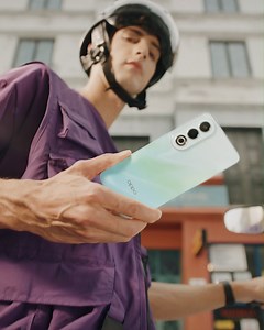 With the OPPO K12x 5G’s AI Linkboost, enjoy seamless network switching, quick signal recovery, and stable connections for faster sharing and precise navigation. Plus, the 120Hz ultra-bright screen with 1000 nits of peak brightness ensures smooth viewing even in direct sunlight. Stay connected and #LiveUnstoppable with the #OPPOK12x5G! Buy now: https://bit.ly/3WmXPJ6 | OPPO