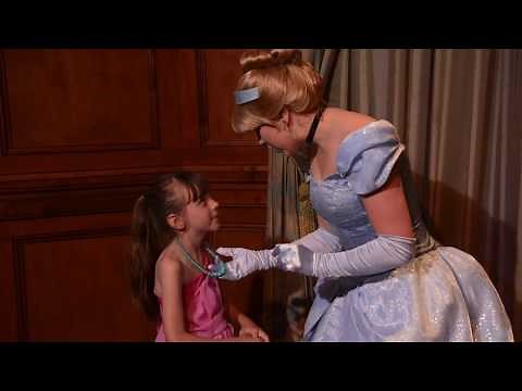 Meeting Cinderella and Elena at Princess Fairytale Hall! - Magic Kingdom, Walt Disney World, Florida