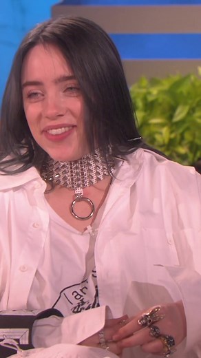 A #FlashbackFriday of @BILLIE EILISH's first appearance on the show 👻 #theellenshow #billieeilish #justinbieber #surprise #firstappearance #memory