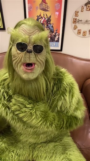 The Grinch sings the National Anthem! #fyp #grinch #fypシ #foryou #armed_forces #americanflag #starspangledbanner #patriotic #america