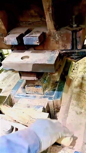 1.1M views · 3.3K reactions | The-forging-process-of-fireproof-bricks-#machine, #engineering, #machinery, #manufacturing, #equipment, #industrial, and #technology #fypシ゚ #cnc #Info | Crafting With Mechanic | Facebook