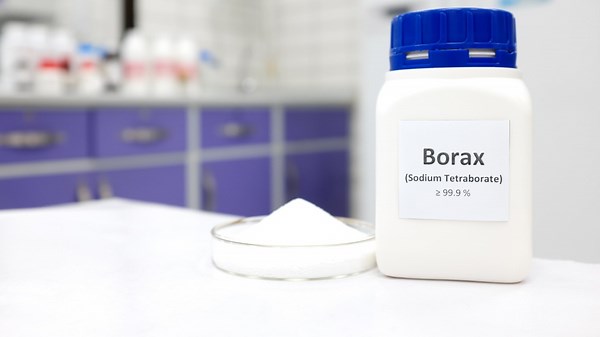 Alerta en la comunidad médica ante el auge del consumo de bórax en las redes sociales