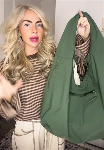 The Ultimate Mary Poppins Bag: Trending for £10!